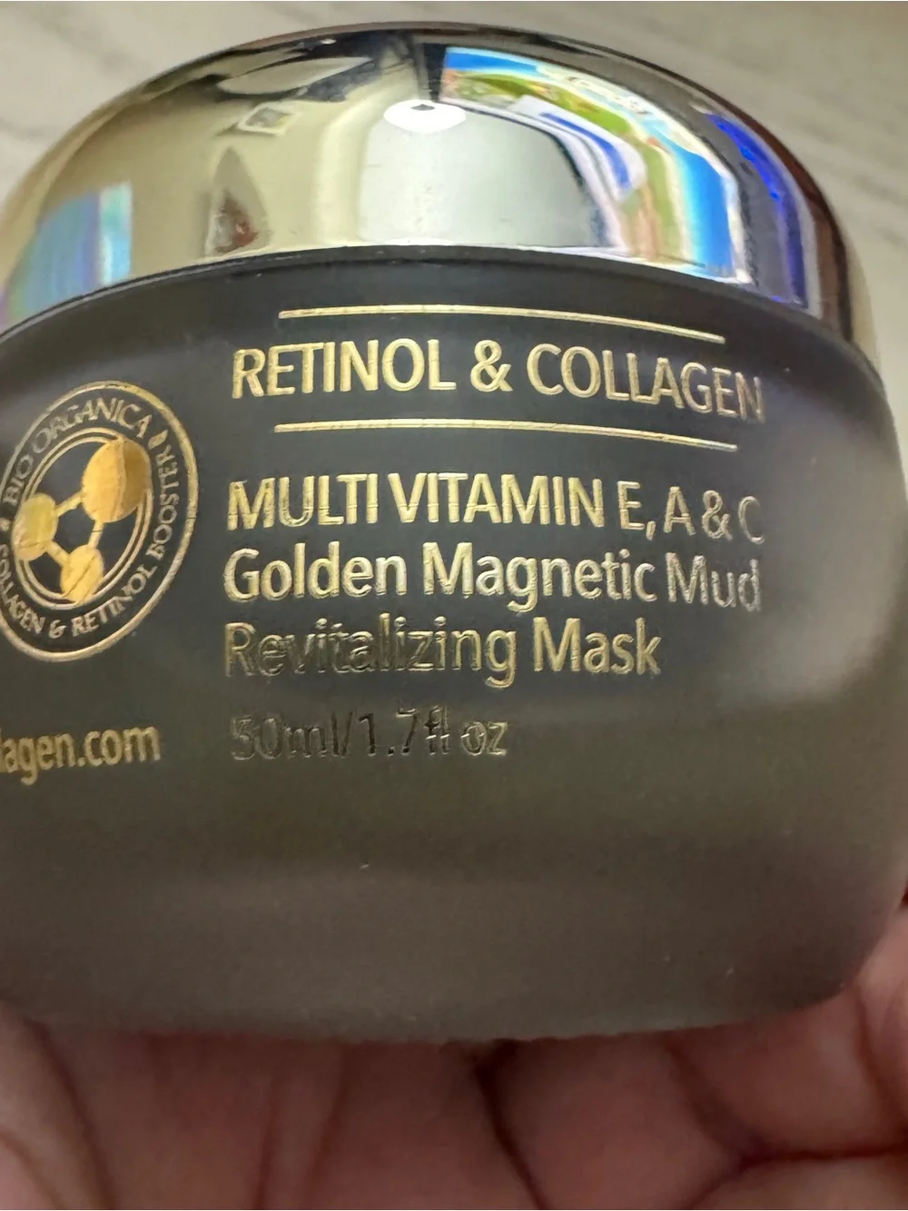 Secret Collagen Golden Magnetic Mud Revitalizing Mask - Black & Gold